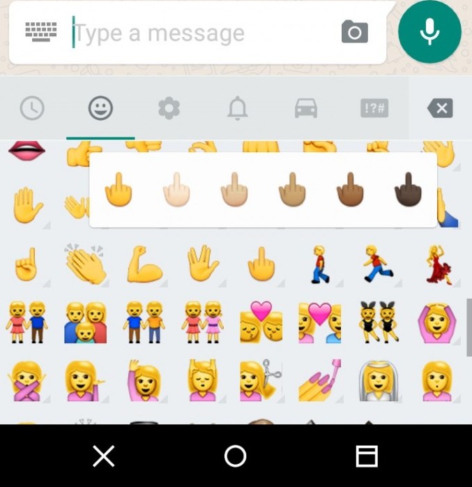 WhatsApp aduce "middle finger" emoji în ultima versiune beta whatsapp beta 