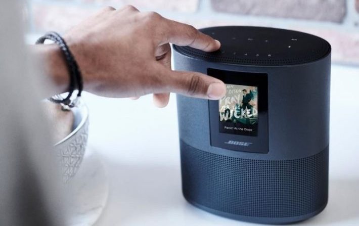 Bose a lansat în România boxa smart Home Speaker 500 smart bose 