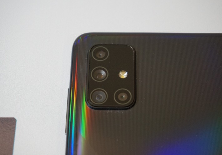 Review Samsung Galaxy A71 seriaA samsung review featured-review 